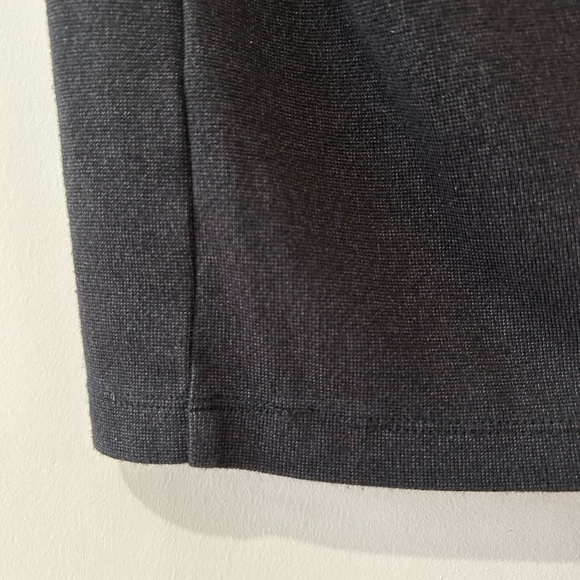 THEORY Anemone Essential Tee in Black Multi - Picture 9 of 10